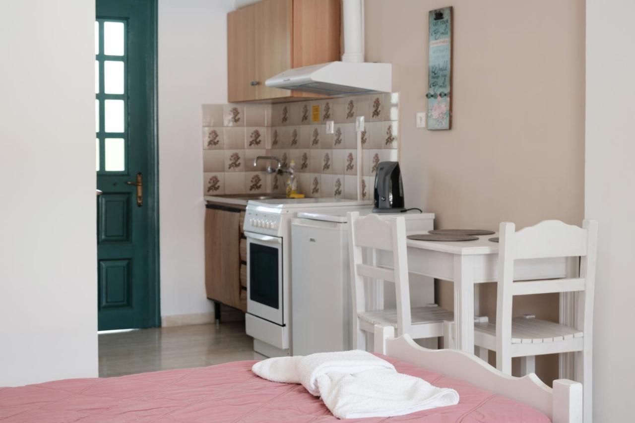 Katsaros Studios & Apartments Сидарион Экстерьер фото