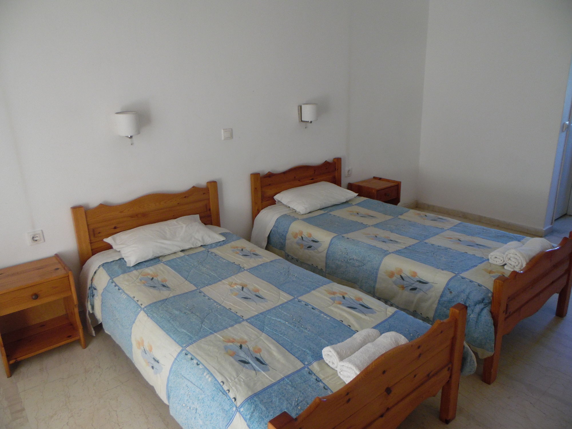 Katsaros Studios & Apartments Сидарион Экстерьер фото